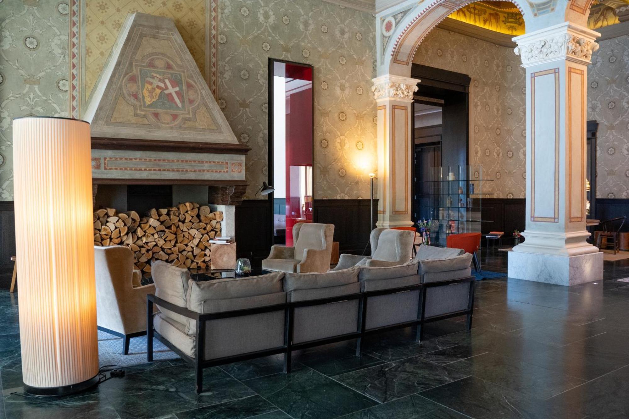 Grand Hotel Billia Сент-Винсент Экстерьер фото